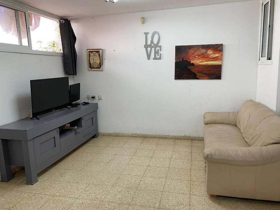 Ferienwohnung Sima Place Petach Tikva Exterior foto